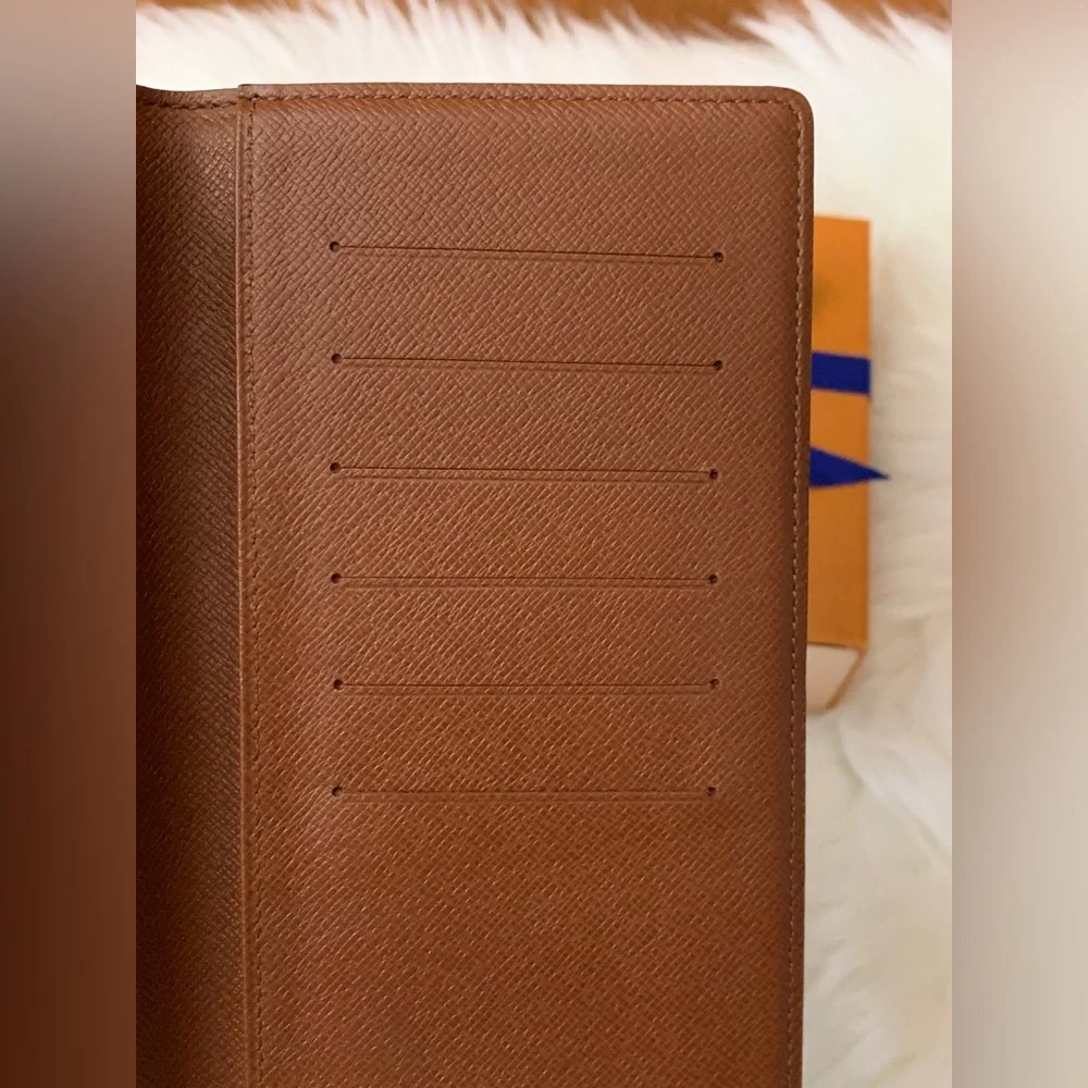 Sold❌❇️❇️Classic LV Monogram Long Wallet #2❇️❇️ - Picture 9 of 15